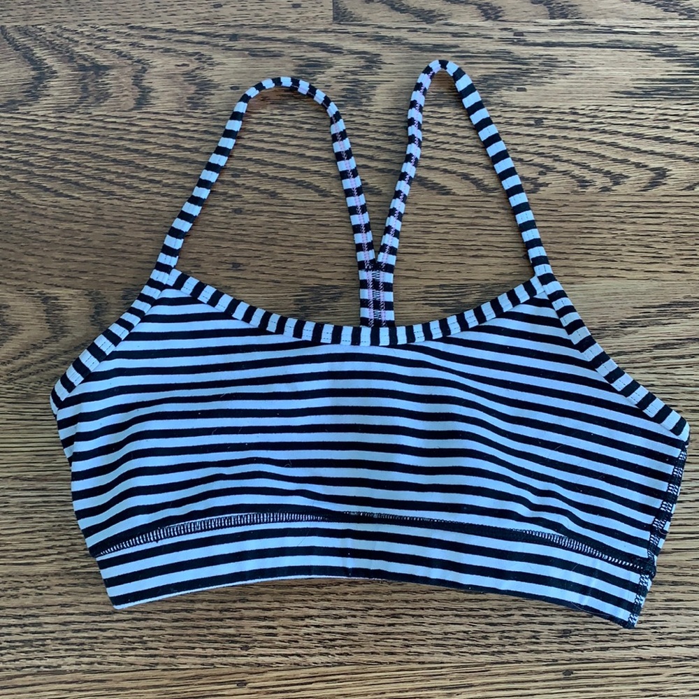 Lululemon Flow Y Bra - black & white stripe